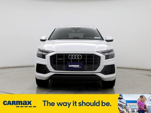 2019 Audi Q8 Premium