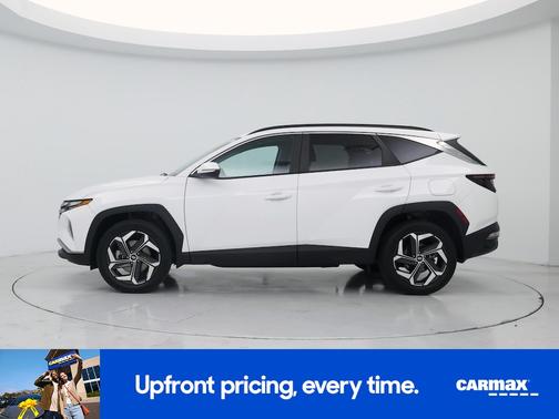 White 2023 Hyundai TUCSON SEL