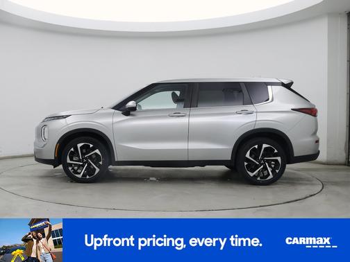 2022 Mitsubishi Outlander ES
