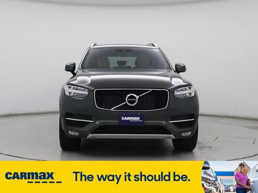 2018 Volvo XC90 T6 Momentum
