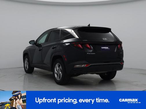 Black 2022 Hyundai TUCSON SE