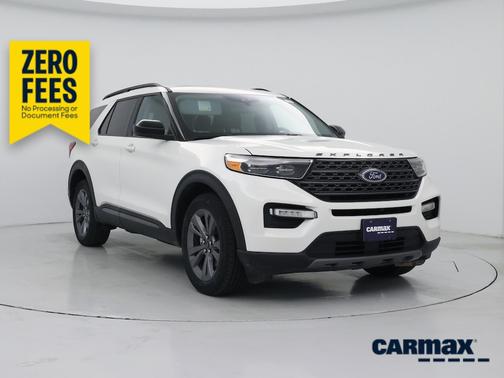 White 2022 Ford Explorer XLT