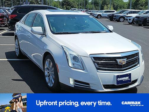 White 2016 Cadillac XTS Premium