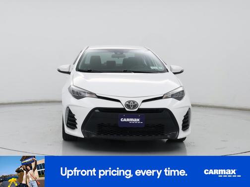 White 2018 Toyota Corolla SE