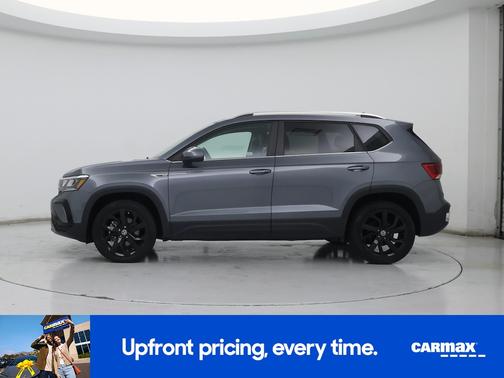Gray 2022 Volkswagen Taos SE