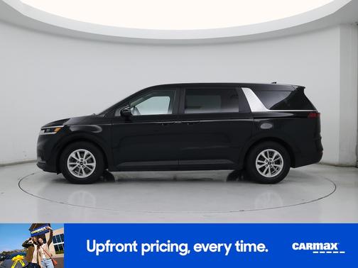 Black 2022 Kia Carnival LXS