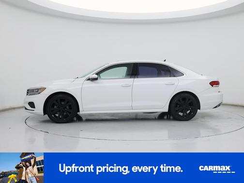 White 2022 Volkswagen Passat SE