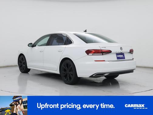 White 2022 Volkswagen Passat SE