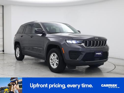 2022 Jeep Grand Cherokee Laredo