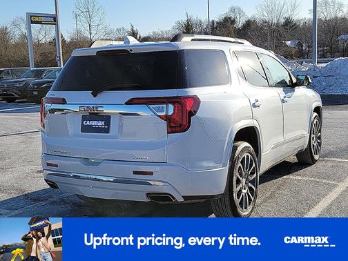 2023 GMC Acadia Denali