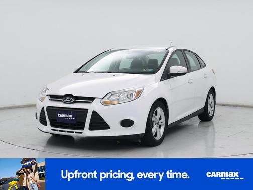 White 2014 Ford Focus SE