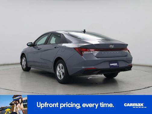2021 Hyundai ELANTRA SE