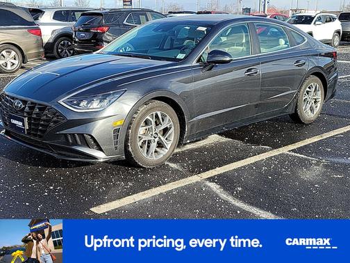 2022 Hyundai SONATA SEL