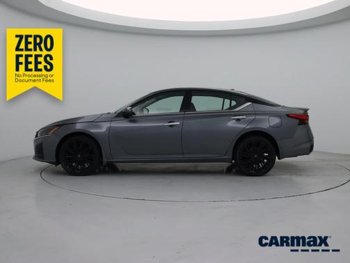 Gray 2023 Nissan Altima SL