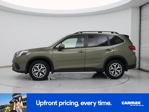 Green 2024 Subaru Forester Premium