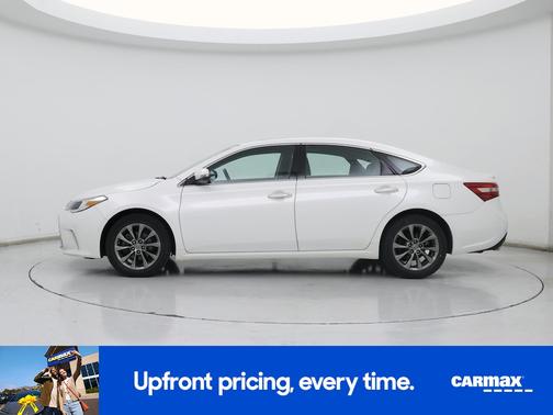 White 2016 Toyota Avalon XLE Plus
