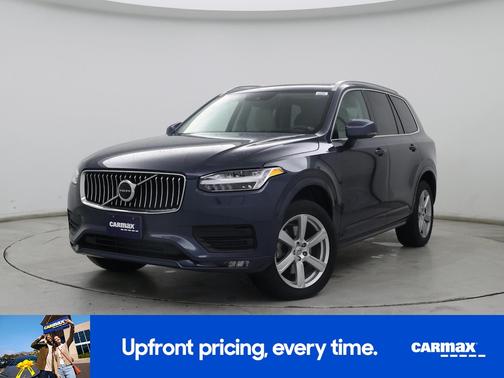 2022 Volvo XC90 T6 Momentum