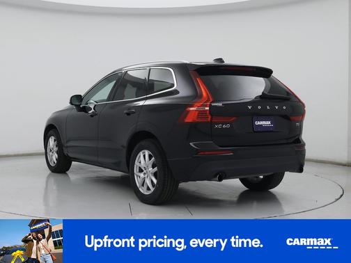 Black 2021 Volvo XC60 T5 Momentum