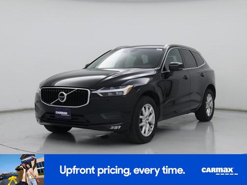 Black 2021 Volvo XC60 T5 Momentum