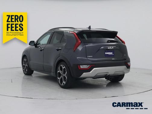 Gray 2023 Kia Niro SX Touring