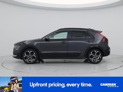 Gray 2023 Kia Niro SX Touring
