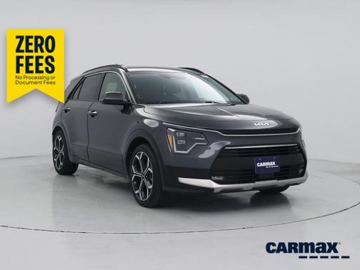 Gray 2023 Kia Niro SX Touring