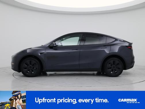 Gray 2025 Tesla Model Y Long Range