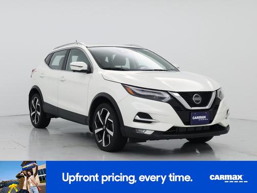 White 2022 Nissan Rogue Sport SL