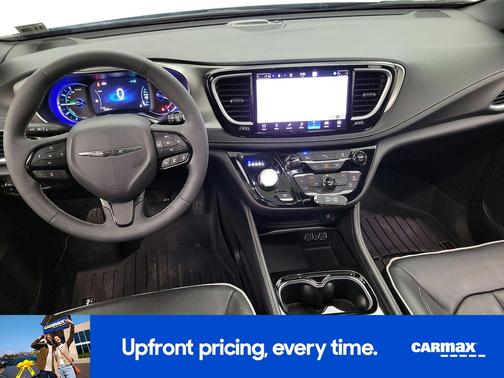 2023 Chrysler Pacifica Hybrid Limited