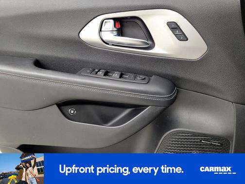 2023 Chrysler Pacifica Hybrid Limited