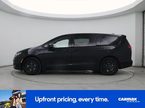 2023 Chrysler Pacifica Hybrid Limited