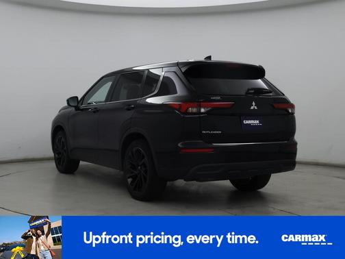 2022 Mitsubishi Outlander ES