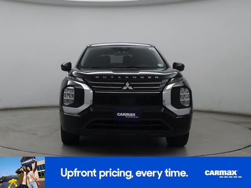 2022 Mitsubishi Outlander ES