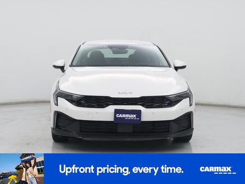 White 2025 Kia K5 LXS