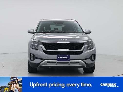 Gray 2023 Kia Seltos SX