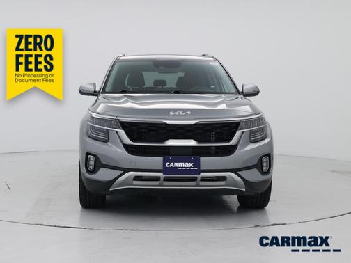 Gray 2023 Kia Seltos SX