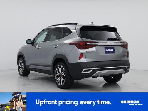 Gray 2023 Kia Seltos SX