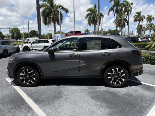 Gray 2027 Honda HR-V LX