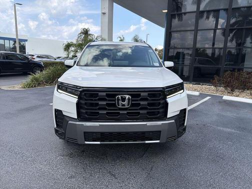 Platinum White Pearl 2026 Honda Pilot EX-L