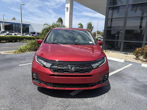 Radiant Red Metallic II 2027 Honda Odyssey EX-L