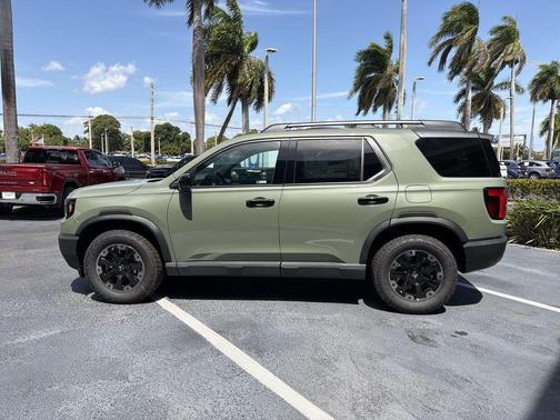Ash Green Metallic 2026 Honda Passport