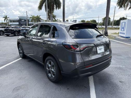 2026 Honda HR-V LX