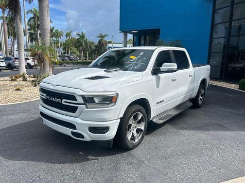 Bright White Clearcoat 2021 RAM 1500 Laramie