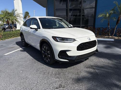 Platinum White Pearl 2026 Honda HR-V EX-L