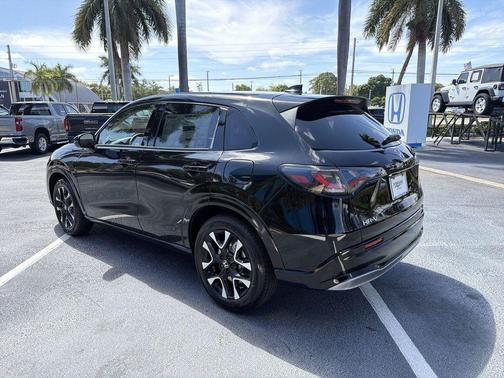 Crystal Black Pearl 2026 Honda HR-V EX-L