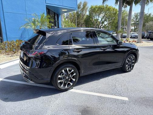 Crystal Black Pearl 2026 Honda HR-V EX-L