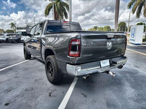 Granite Crystal Metallic Clearcoat 2019 RAM 1500 Big Horn