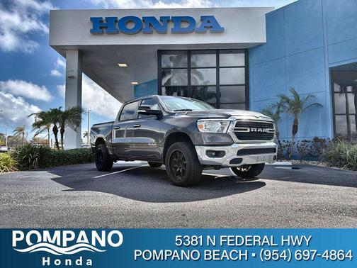 Granite Crystal Metallic Clearcoat 2019 RAM 1500 Big Horn