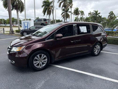 Alabaster Silver Metallic 2014 Honda Odyssey EX-L