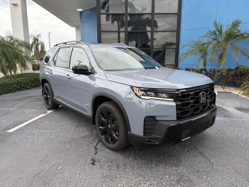 Sonic Gray Pearl 2026 Honda Pilot Black Edition